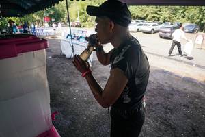 BIB: 
                            <button type="button" onclick="openModal(28154207)" class="btn btn-primary btn-sm float-right btn-popup" data-toggle="modal" data-target=".modal-high-quality">
                        <i class="fas fa-shopping-cart"></i> Add to Cart
                    </button>
                                            <button type="button" onclick="isThisMe(28154207, true)" class="btn btn-success btn-sm float-right btn-popup btn-isme hidden" data-toggle="tooltip" data-placement="bottom" title="นี่คือรูปของคุณใช่ไหม คลิกที่นี่เพื่อเอาเข้าอัลบั้ม">
                        <i class="fas fa-plus"></i> Add to album
                    </button>
                    <button type="button" onclick="isThisMe(28154207, false)" class="btn btn-warning btn-sm float-right btn-popup btn-isnotme hidden">
                        <i class="fas fa-ban"></i> Remove from album
                    </button>